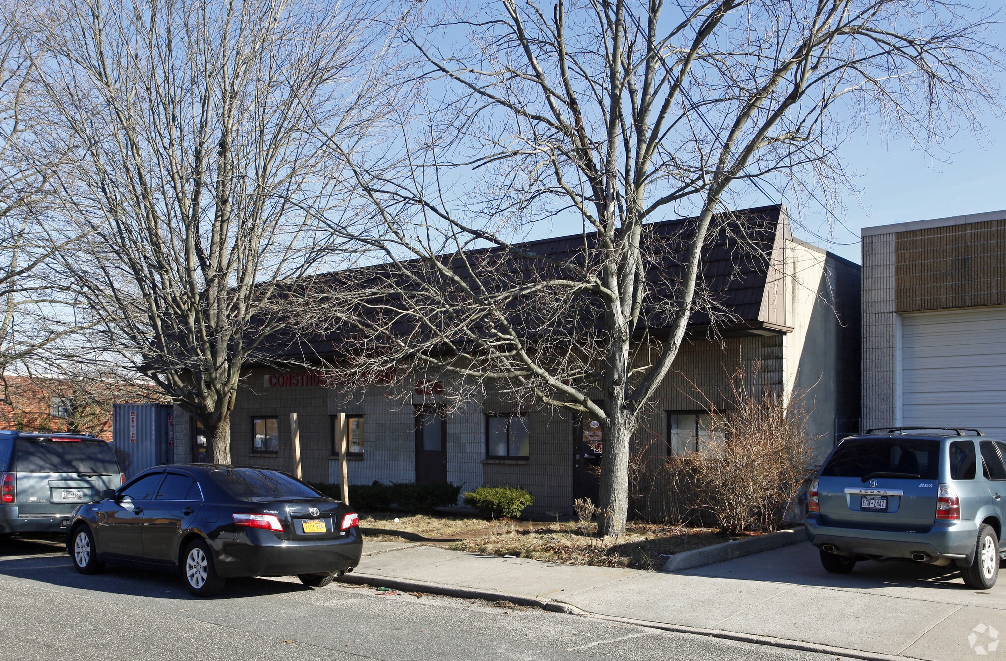 510 Manhattan Ave, West Babylon, NY for Sale