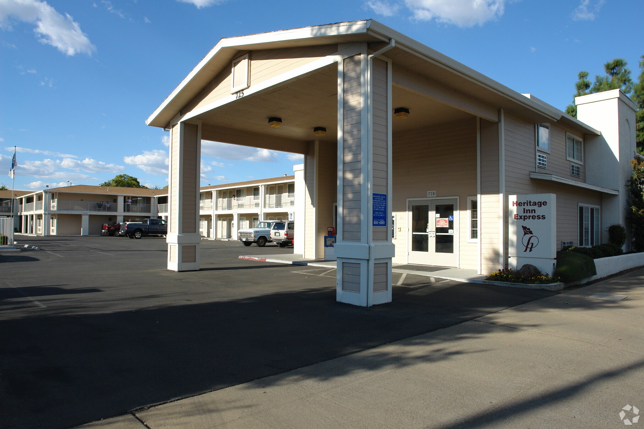 725 Broadway St, Chico, CA for Sale