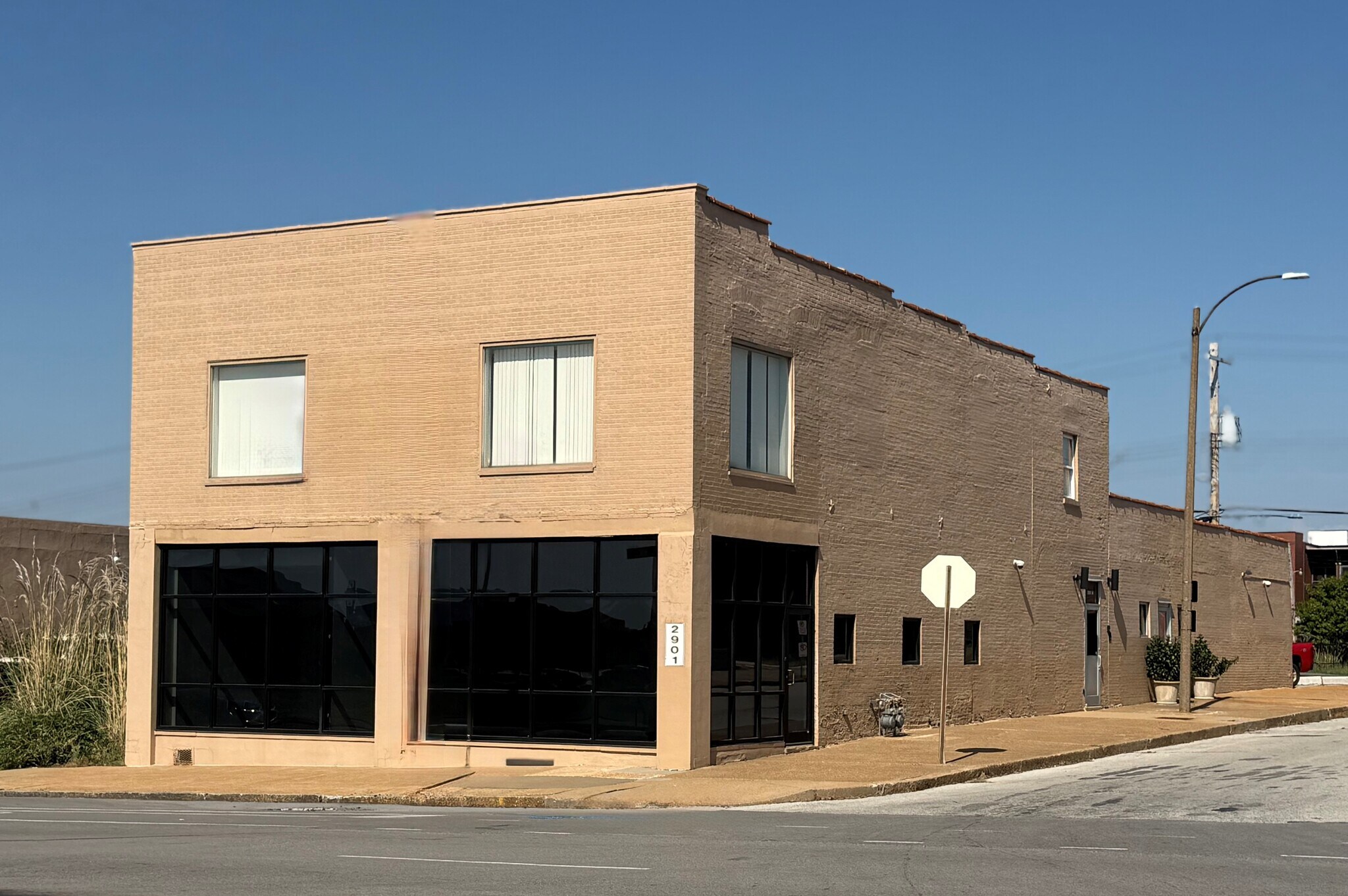 2901 Olive St, Saint Louis, MO for Rent