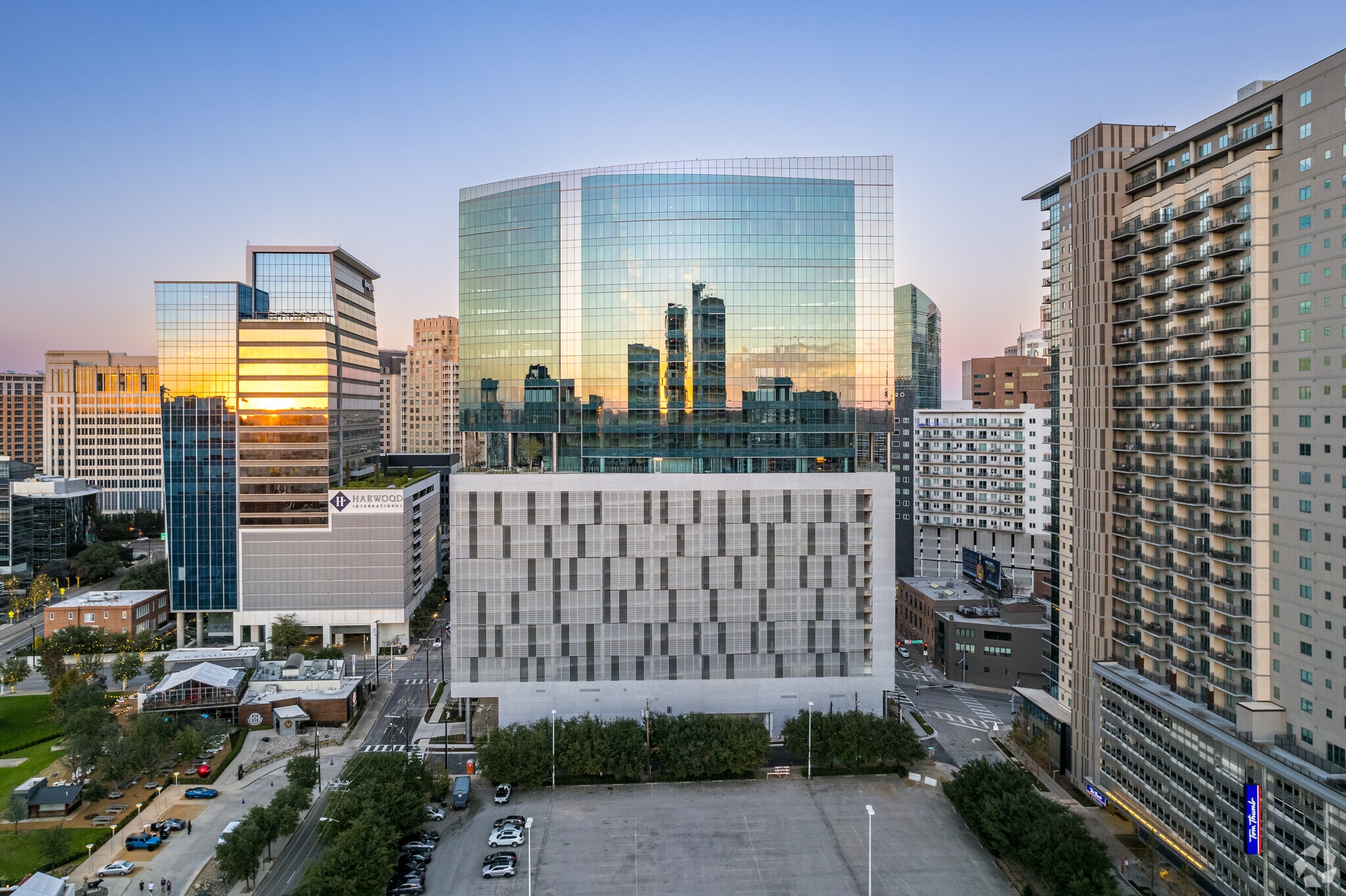 2601 Olive St, Dallas, TX for Rent