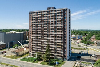 Ottawa, ON Retail - 360 Croydon Ave Ottawa, ON Retail - 360 Croydon Ave