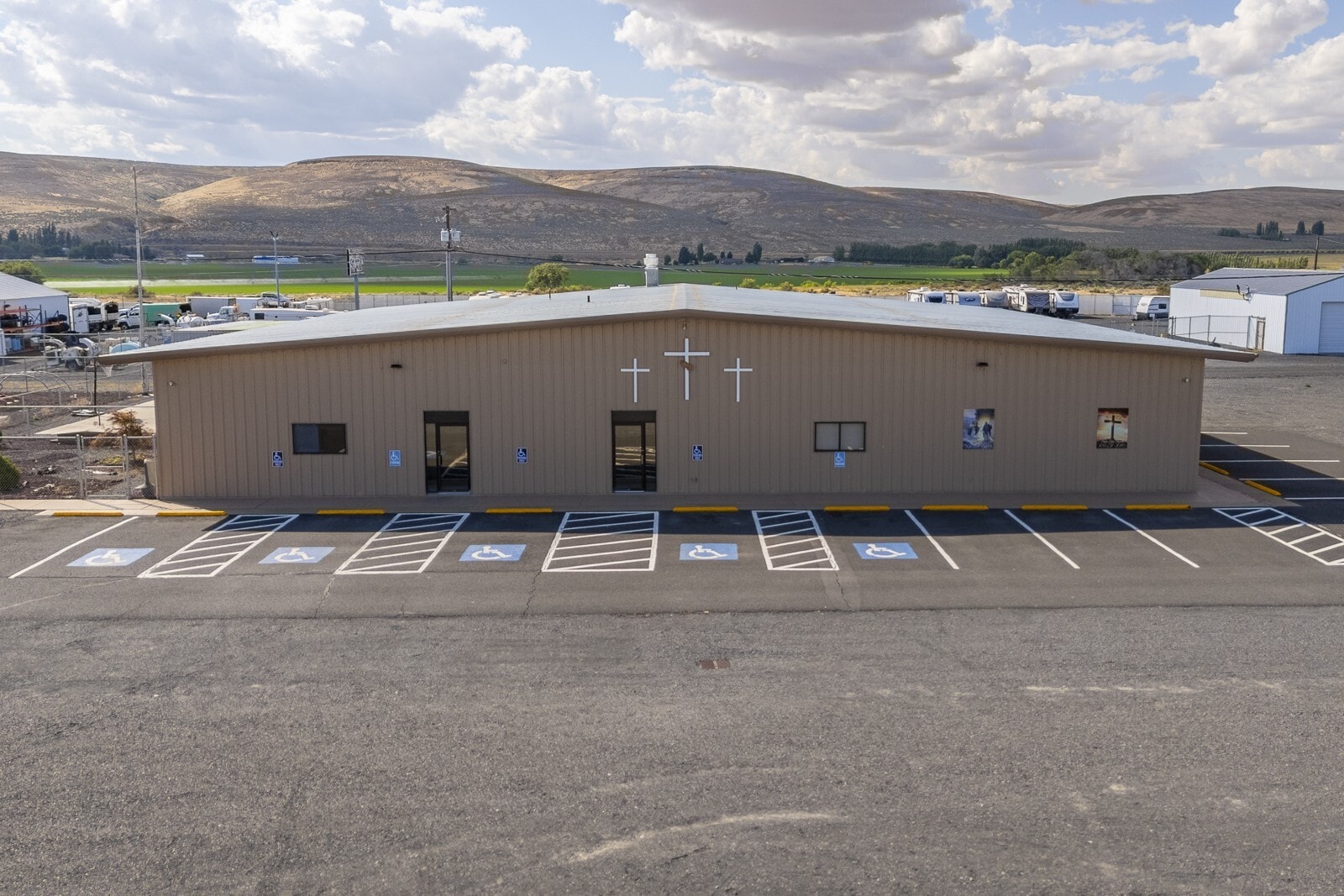 140 14th Ave NW, Ephrata, WA for Sale