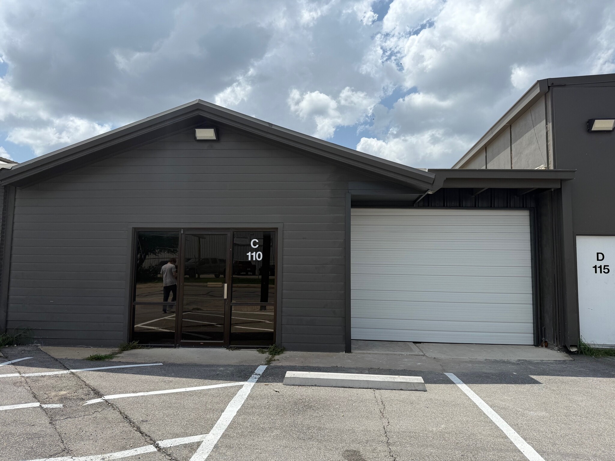 11110 Bluff Bend Dr, Austin, TX for Rent