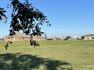 Lake Jackson, TX Commercial - Lake Rd