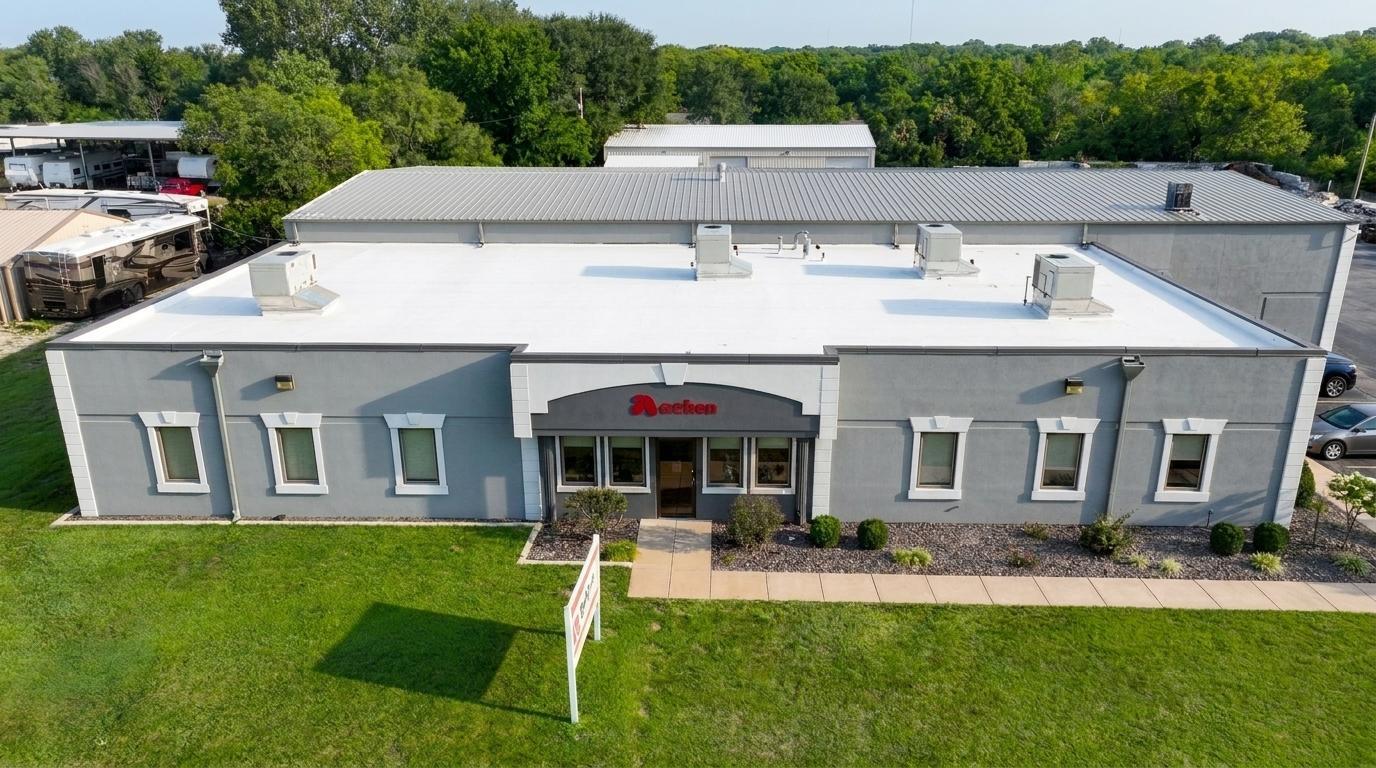 4600 E Martha Truman Rd, Grandview, MO for Rent