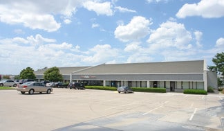 Fort Worth, TX Retail - 6833-6869 Green Oaks Rd