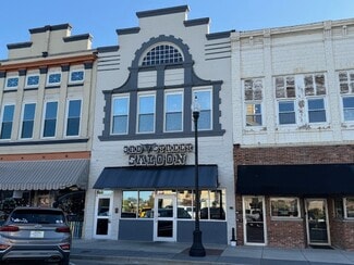 Boonville, IN Storefront - 118 S 3rd St