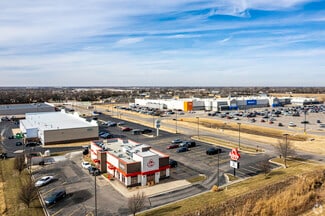 Newton, KS Retail - 511 Windward Dr