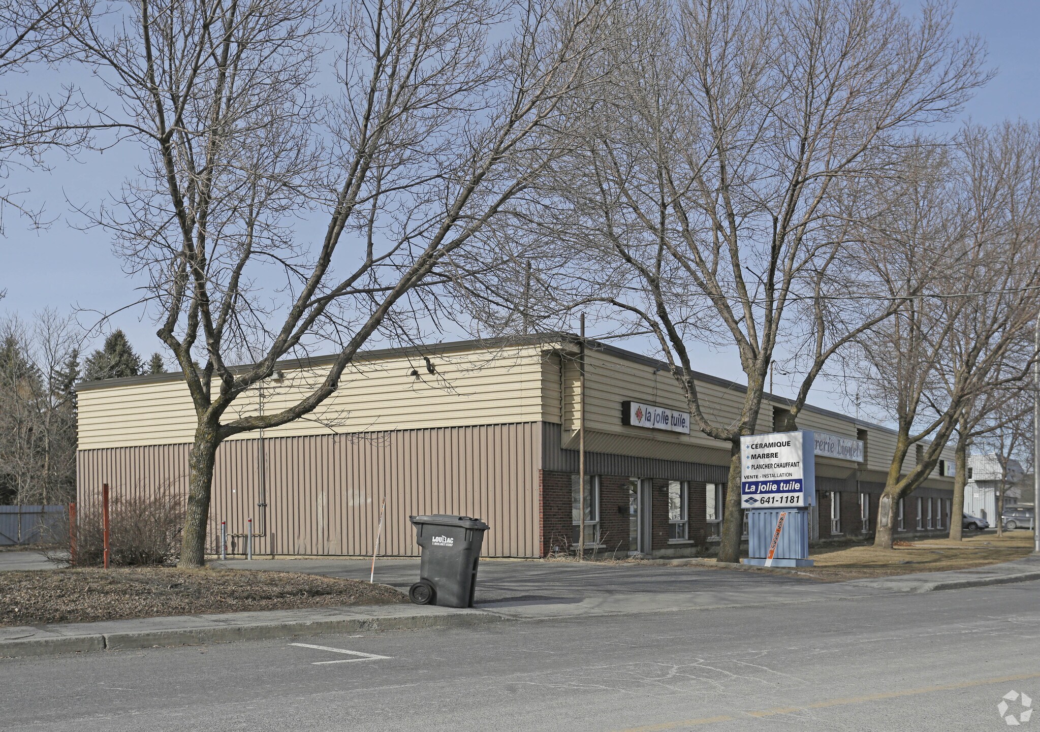 651 Lac Path Boucherville, QC J4B 6W8 Retail Property for Sale on