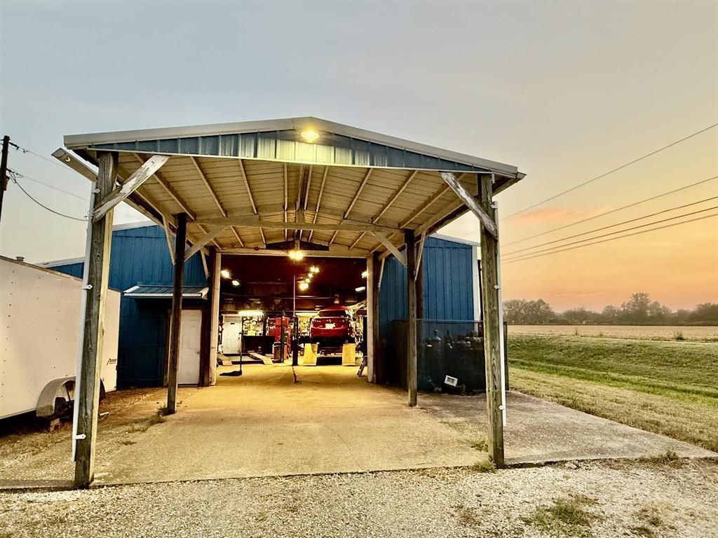 114 Glenville Loop, Calhoun, KY for Sale