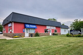 Sugar Grove, IL Storefront - 110 S State Route 47