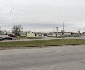 Lincoln, NE Hospitality - 1717 Cornhusker Hwy
