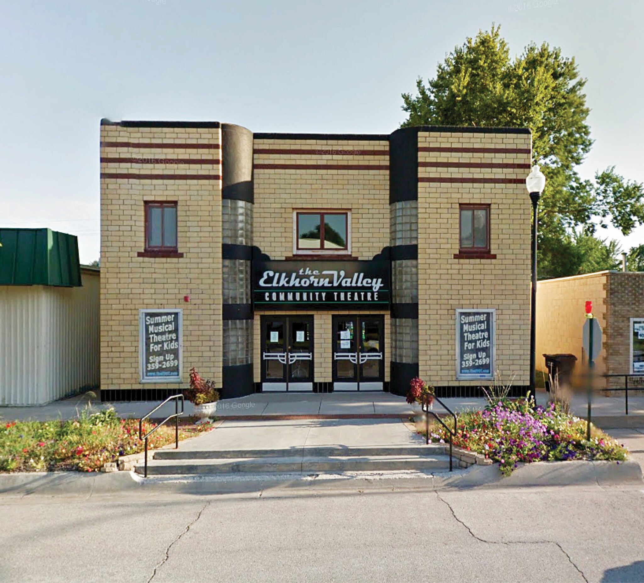 101 E Gardiner St Valley, NE 68064 Retail Property for Lease on