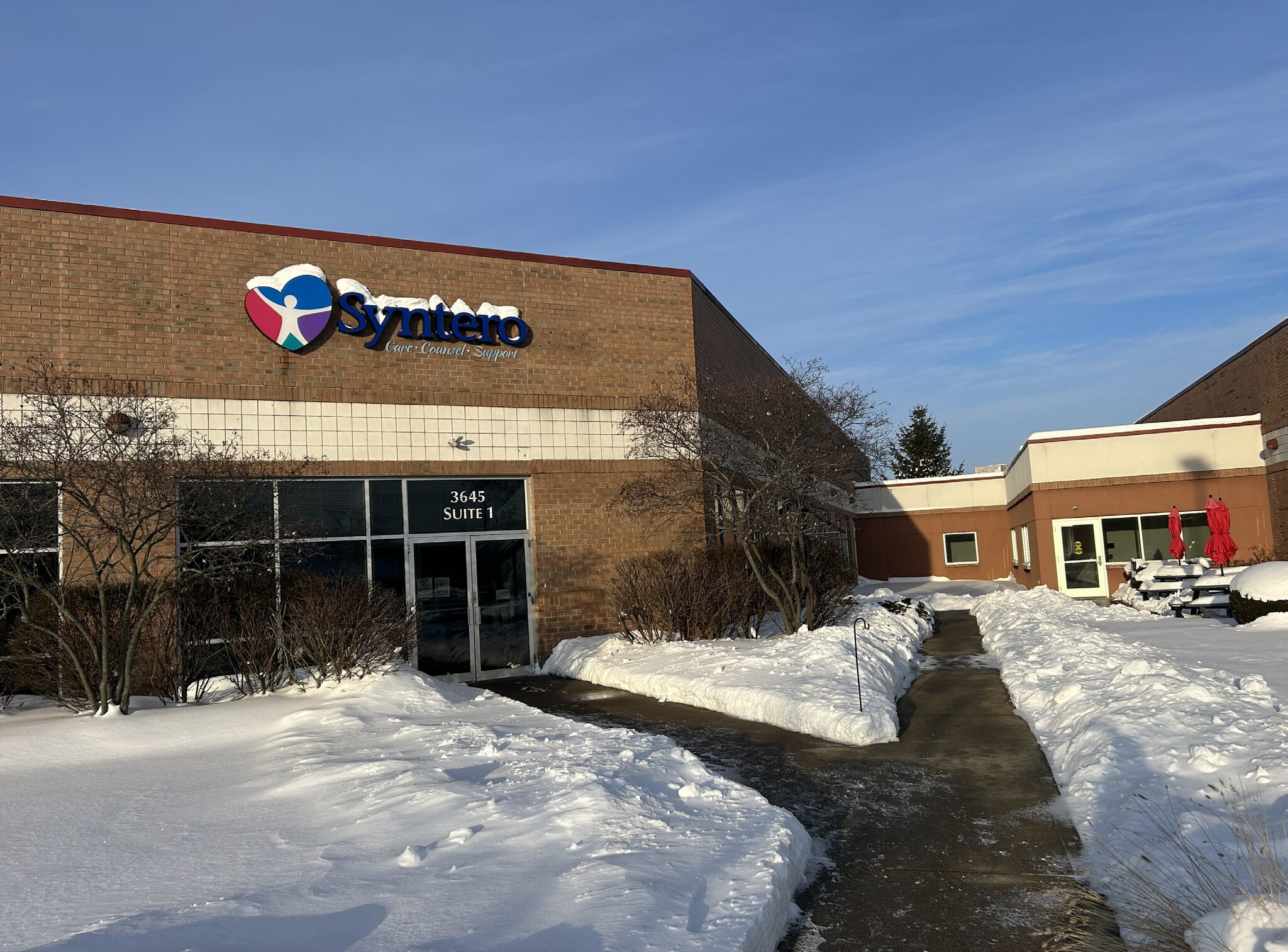 3639-3645 Ridge Mill Dr, Hilliard, OH for Rent