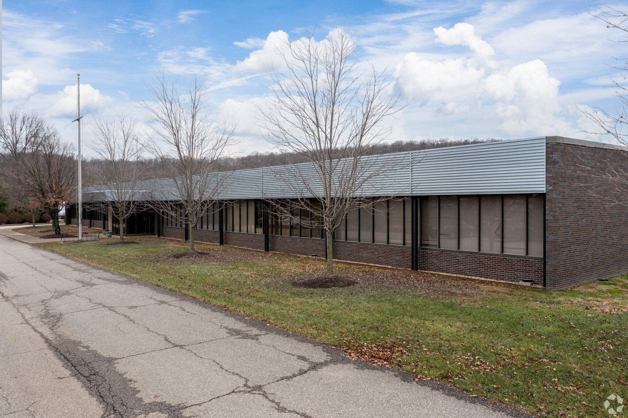 8361 Broadwell Rd, Cincinnati, OH for Sale