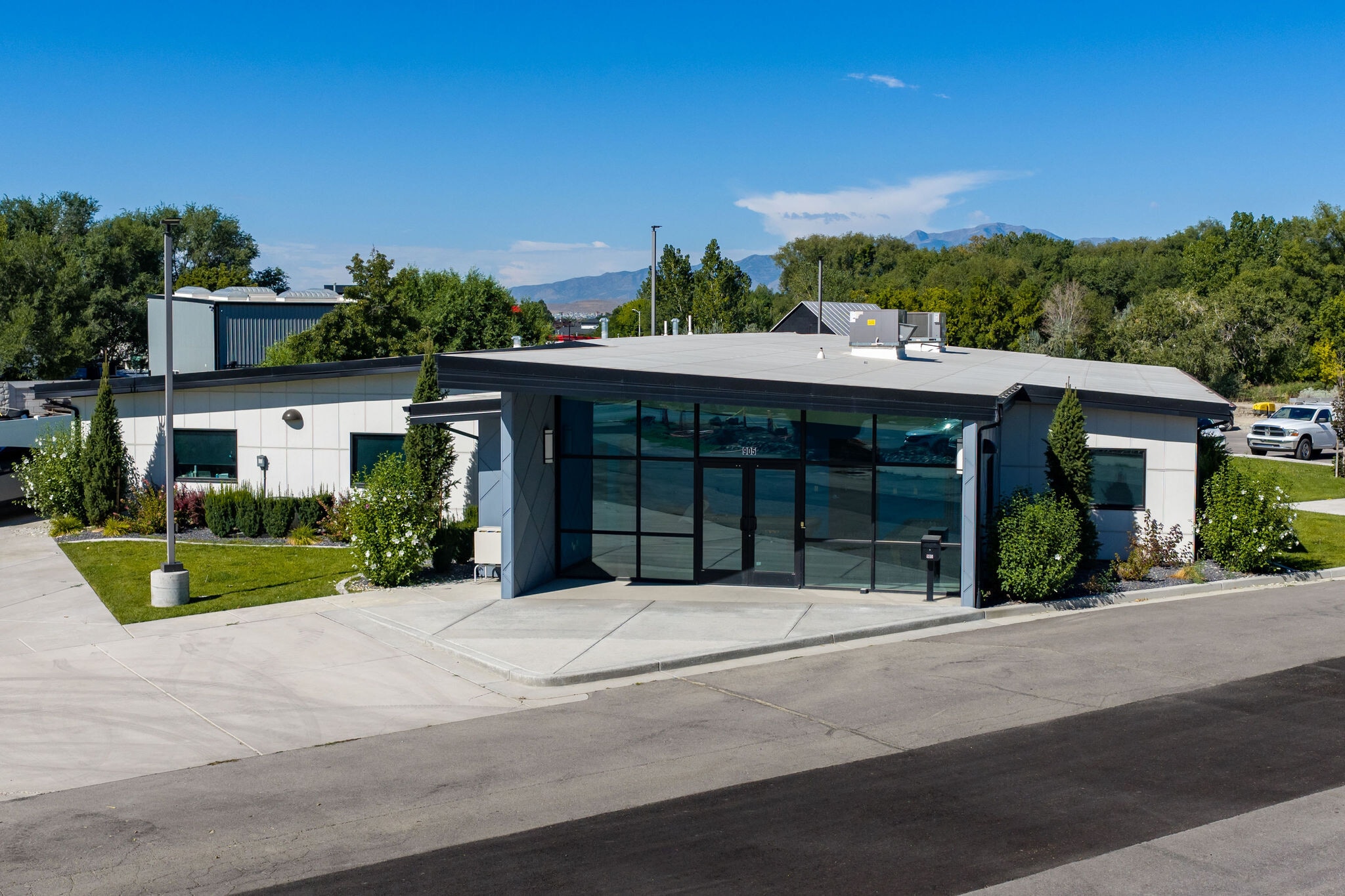 877 N 100 E, Lehi, UT for Sale