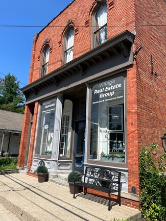 Hartland, MI Storefront Retail/Residential - 3568 Avon St