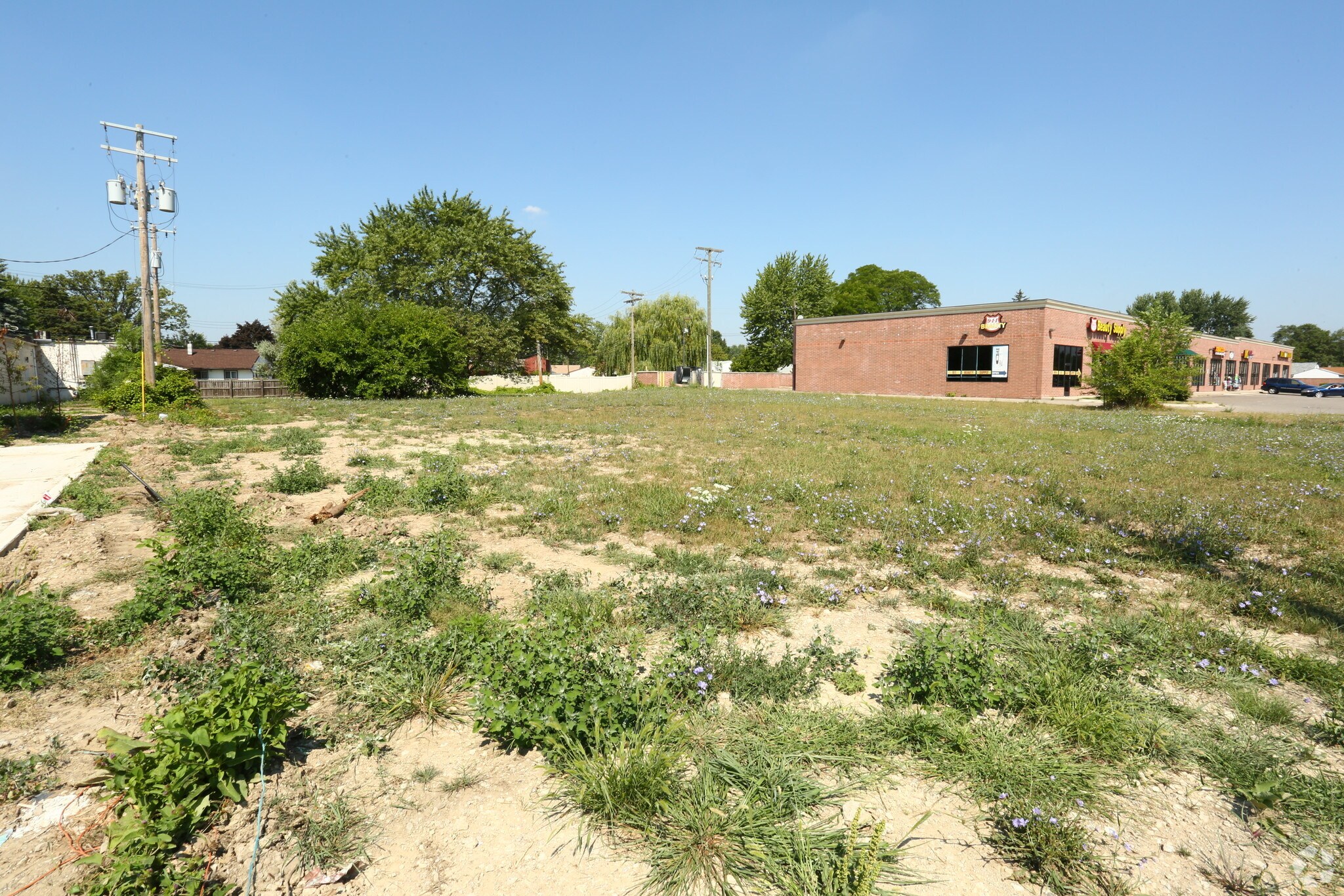 157 Middlebelt Rd, Garden City, MI for Sale