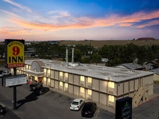 Casper, WY Hospitality - 100 W F St