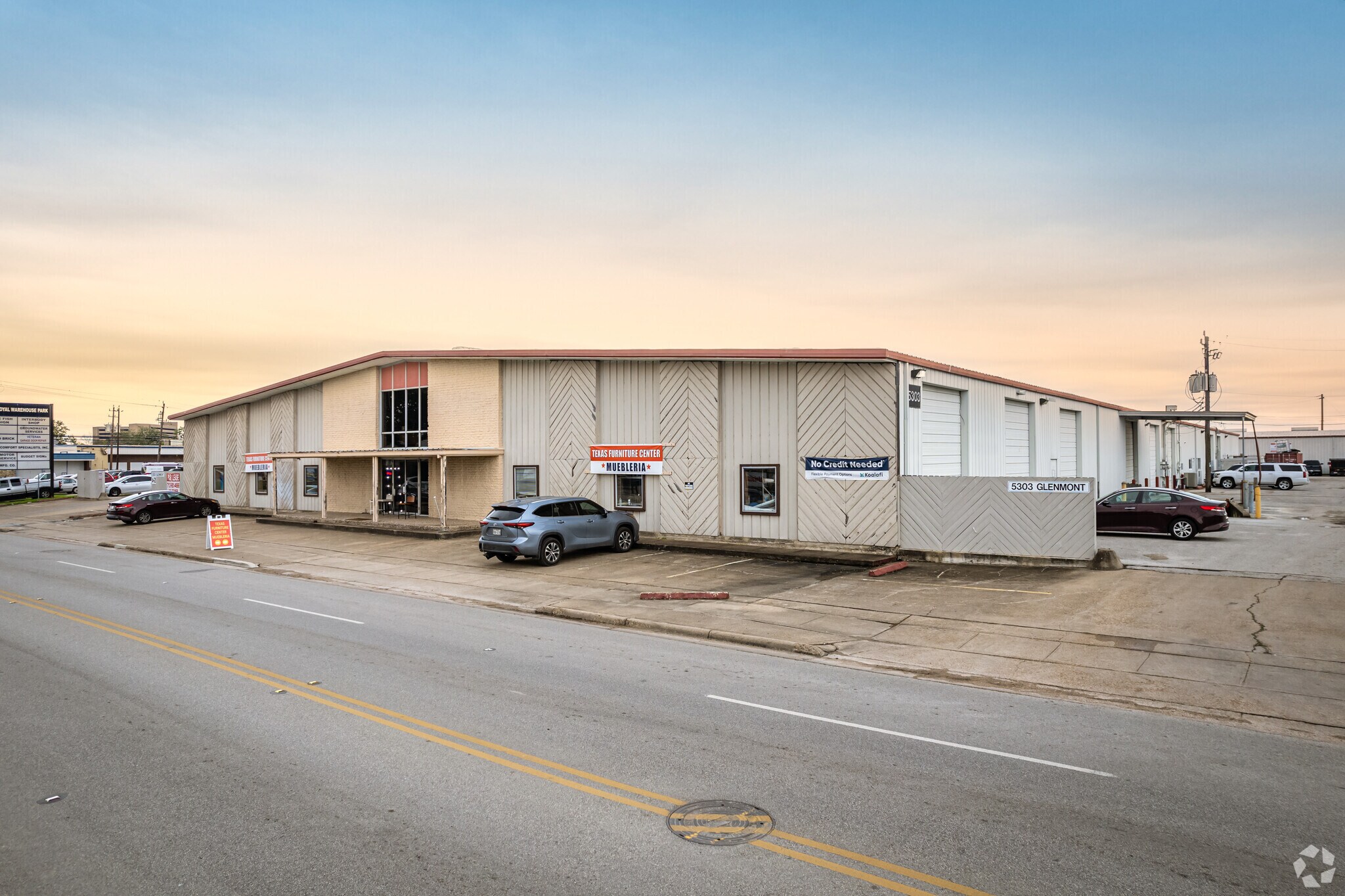 5303 Glenmont Dr, Houston, TX for Rent