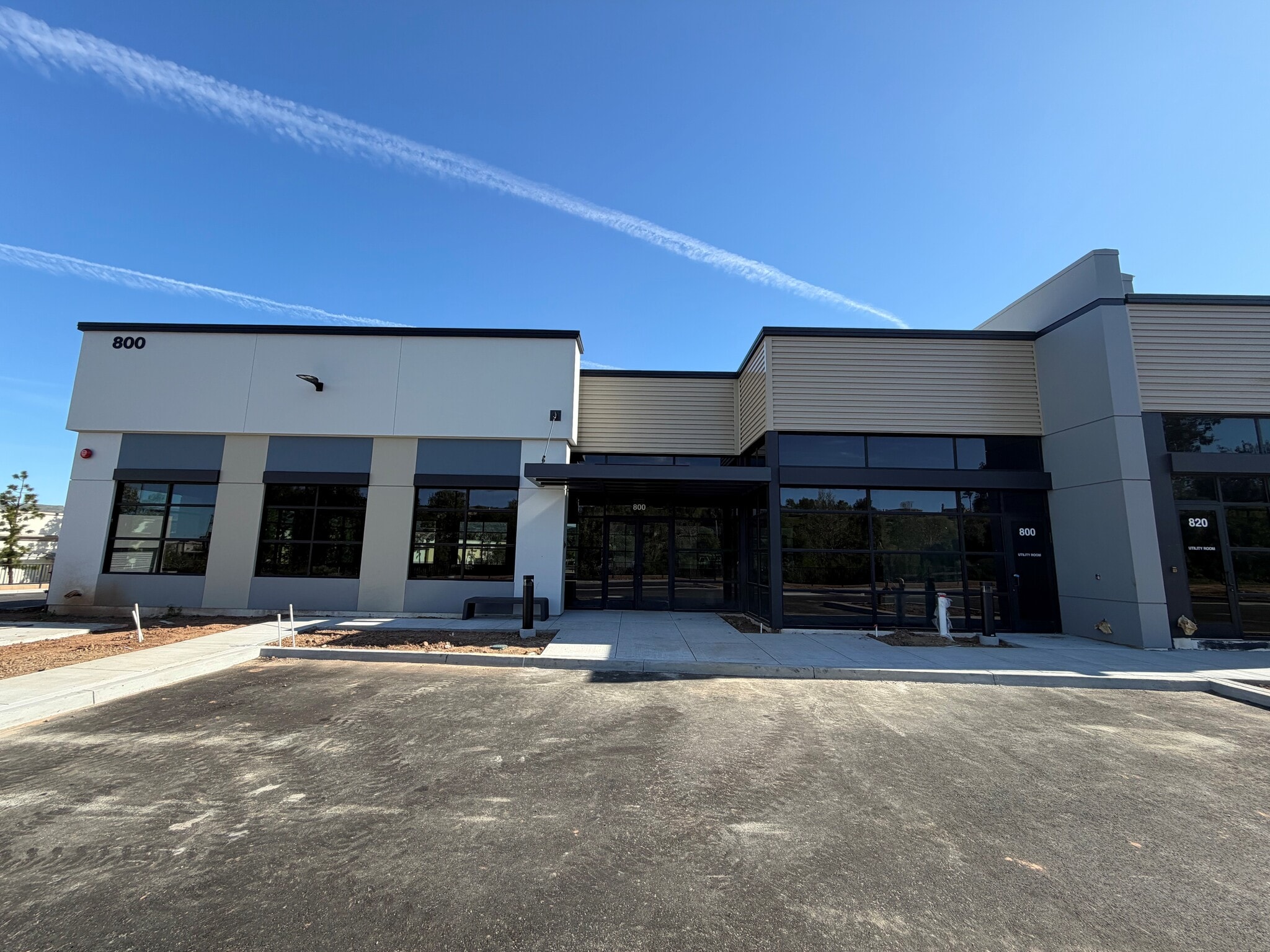 850 Patriot Dr, Moorpark, CA for Sale