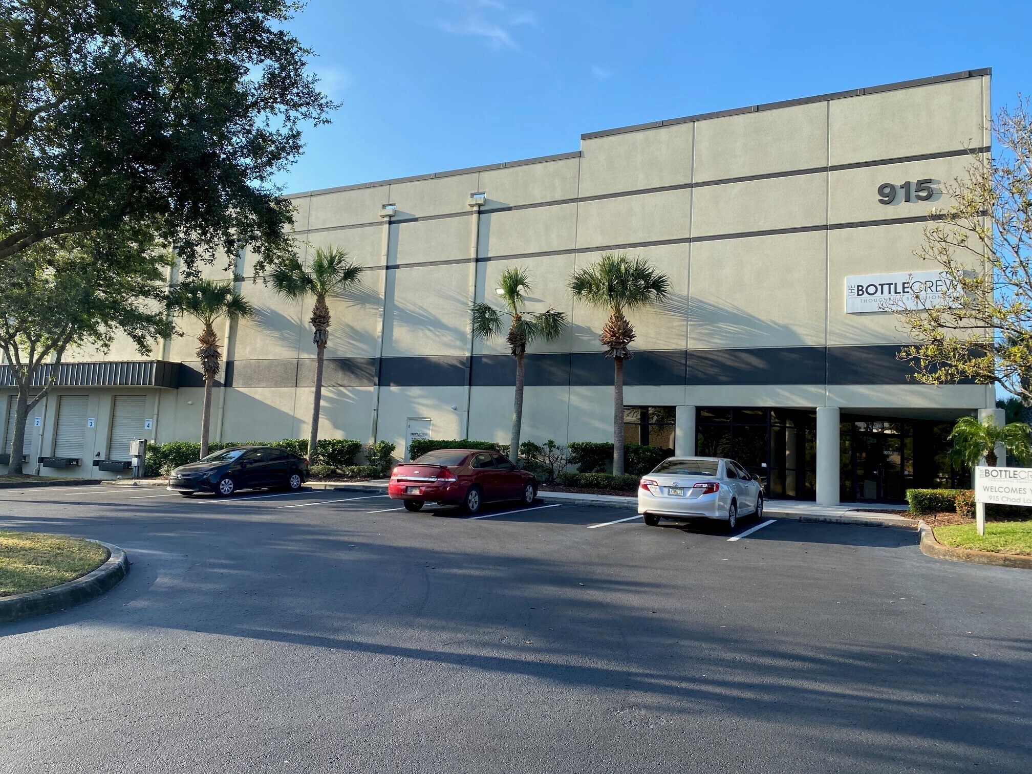 915-933 Chad Ln, Tampa, FL for Rent