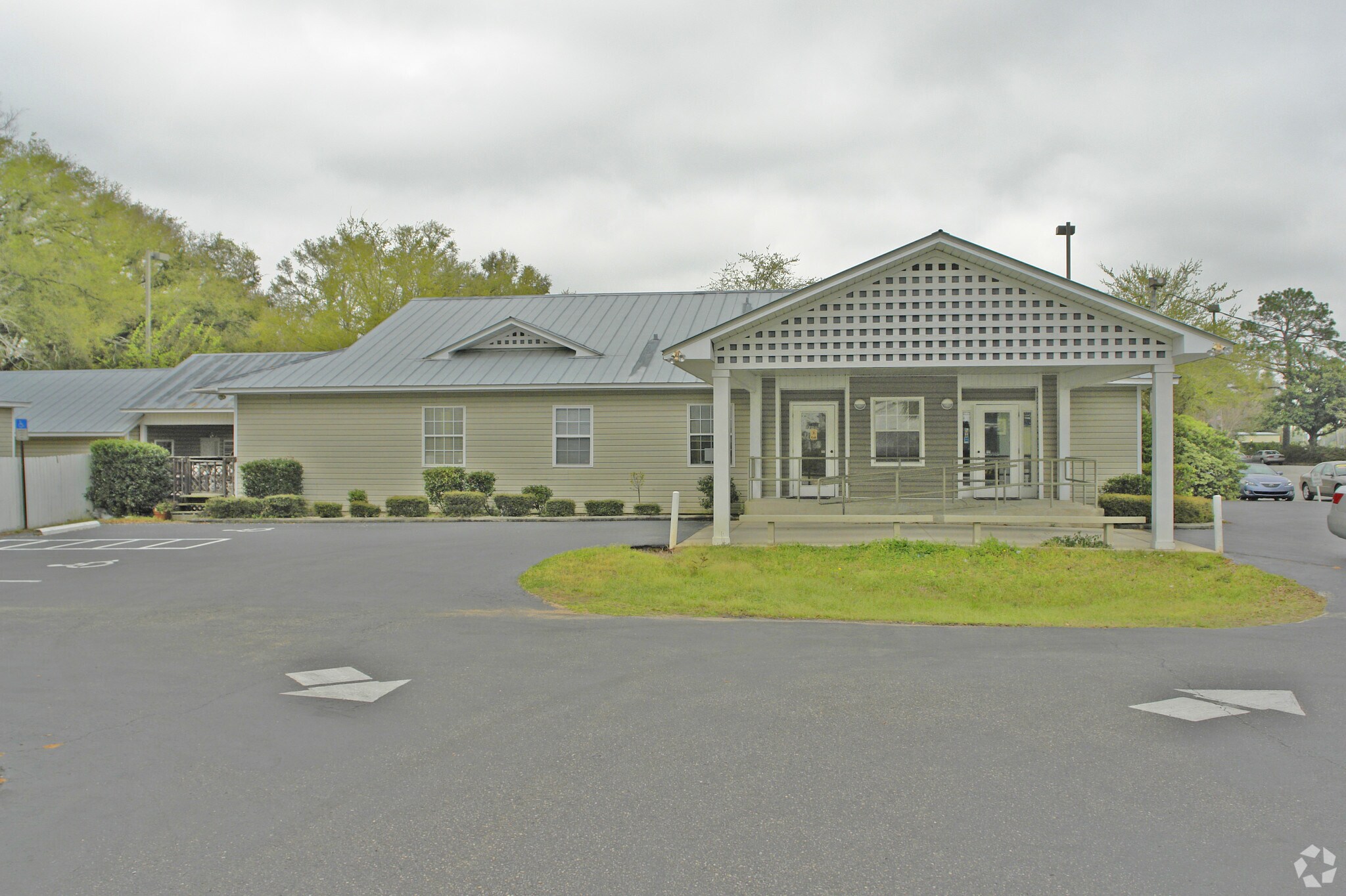 4828 Davis Hwy, Pensacola, FL for Rent