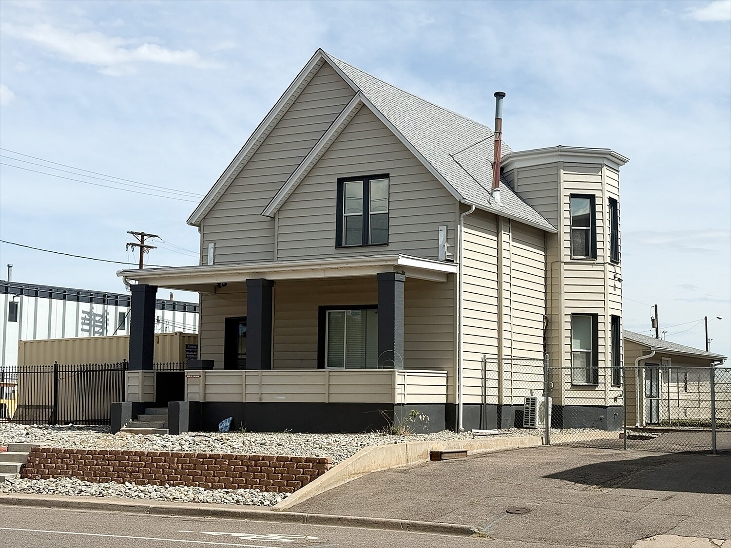 900 S Jason St, Denver, CO for Sale