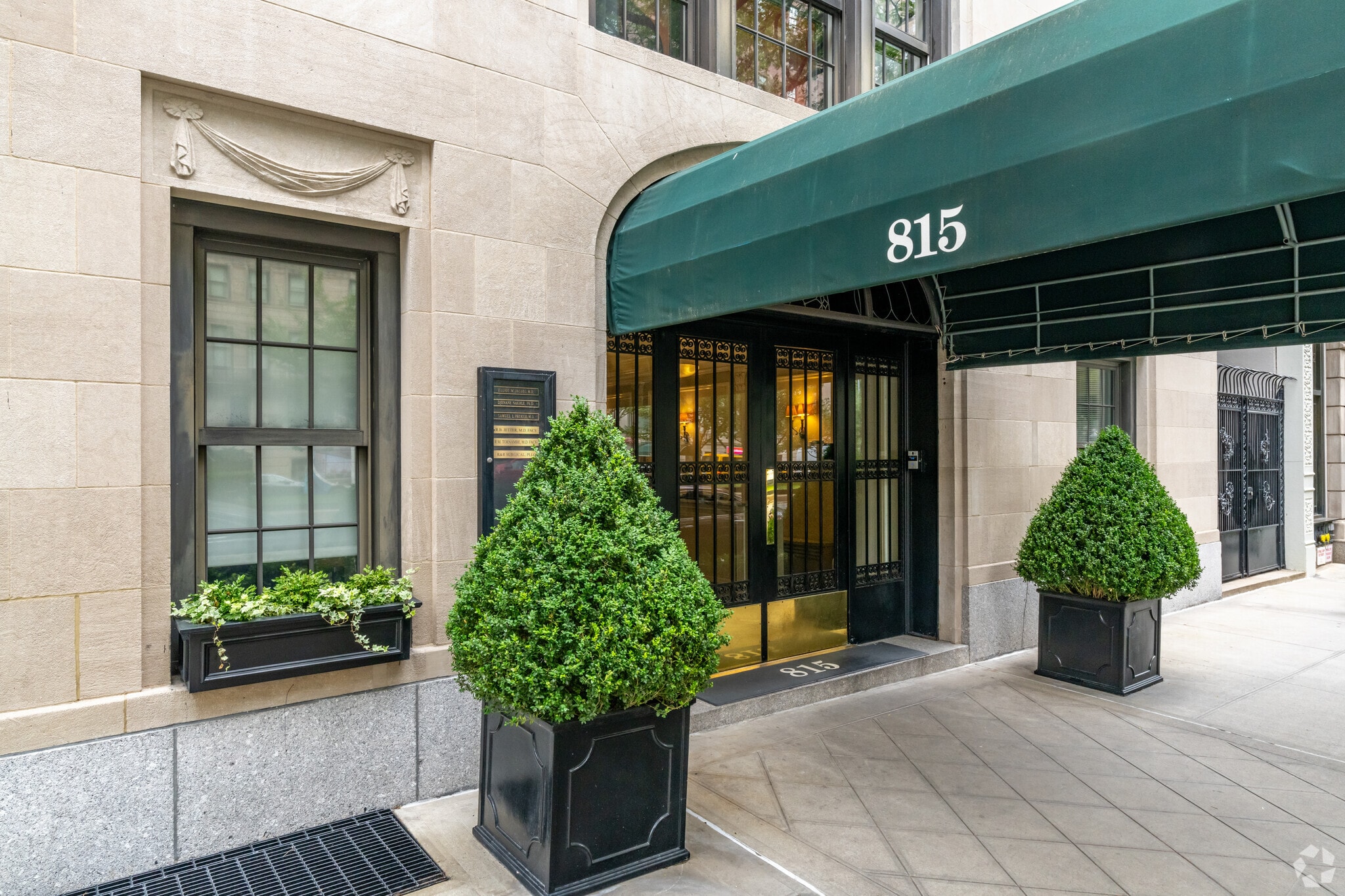 815 Park Ave, New York, NY for Sale