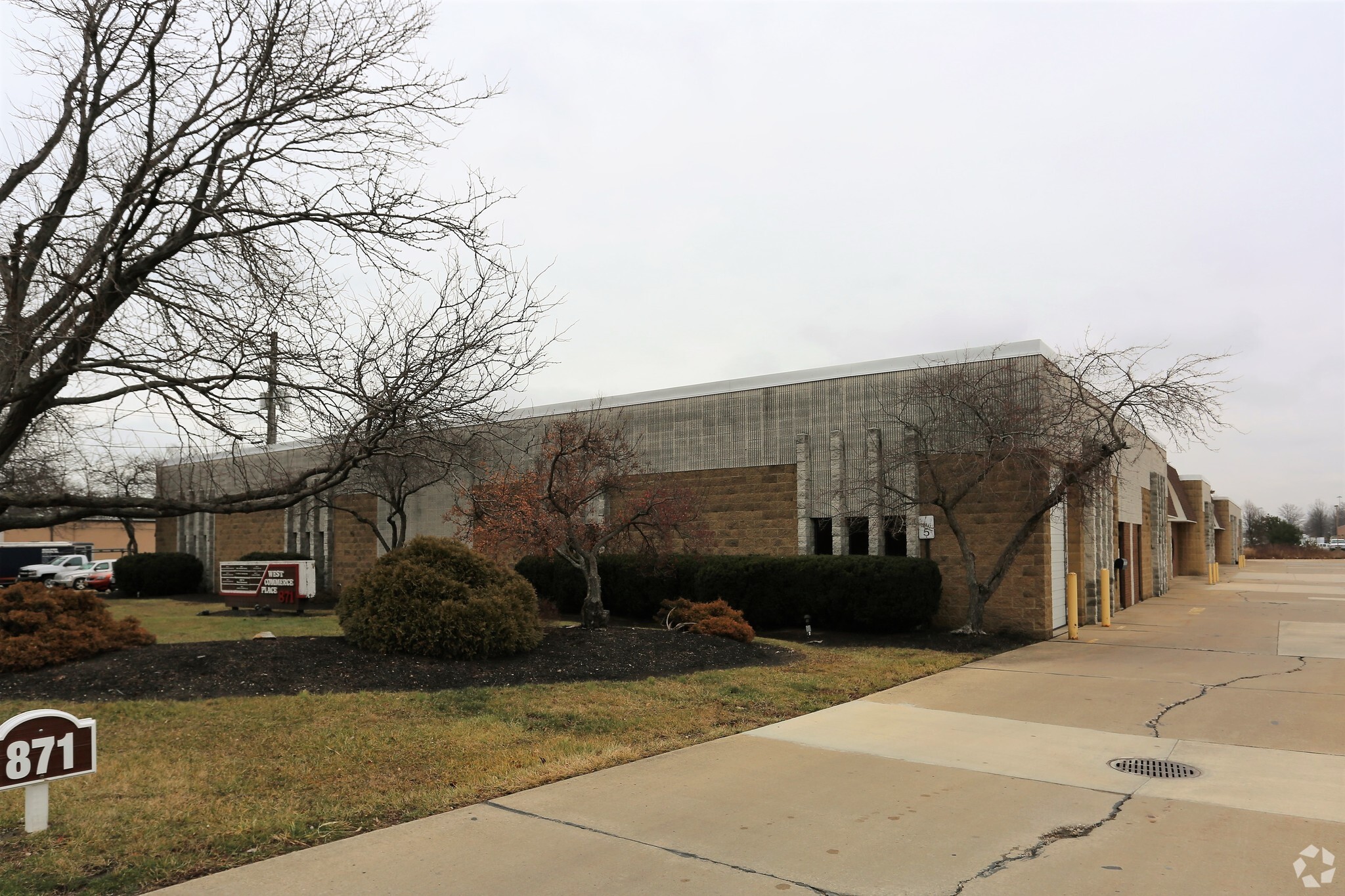 871 Canterbury Rd, Westlake, OH for Rent