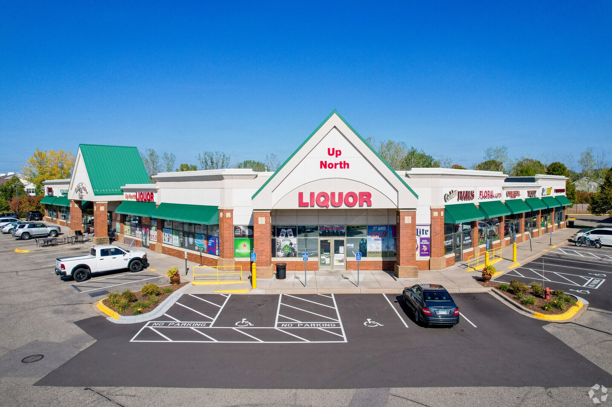 9530-9590 N Noble Pky, Brooklyn Park, MN for Rent