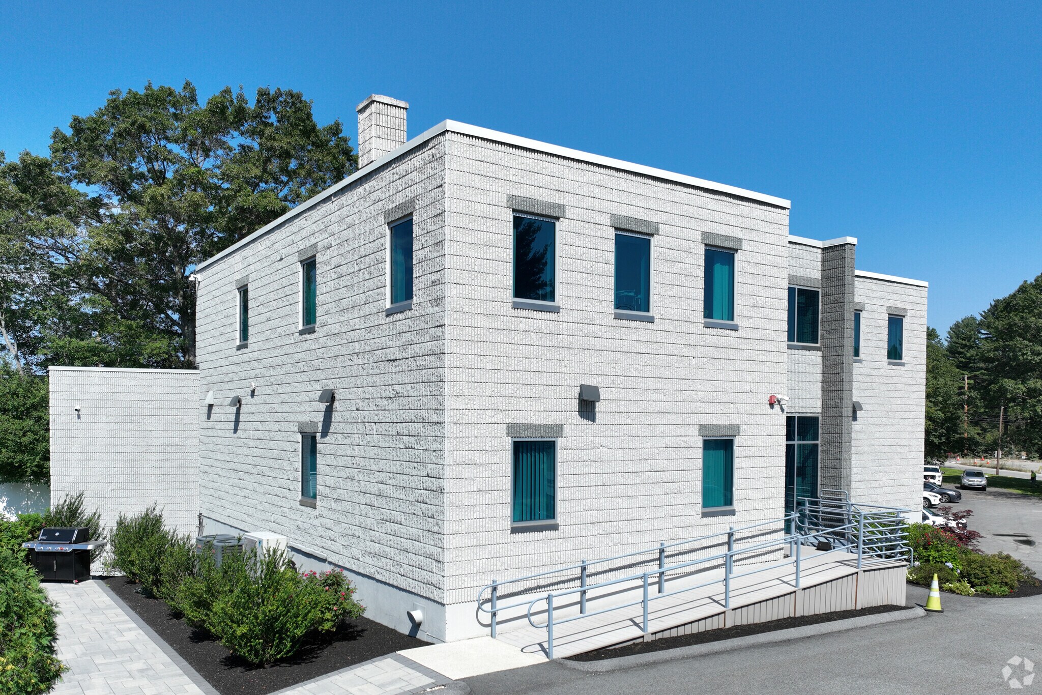1 Connector Rd, Andover, MA for Sale