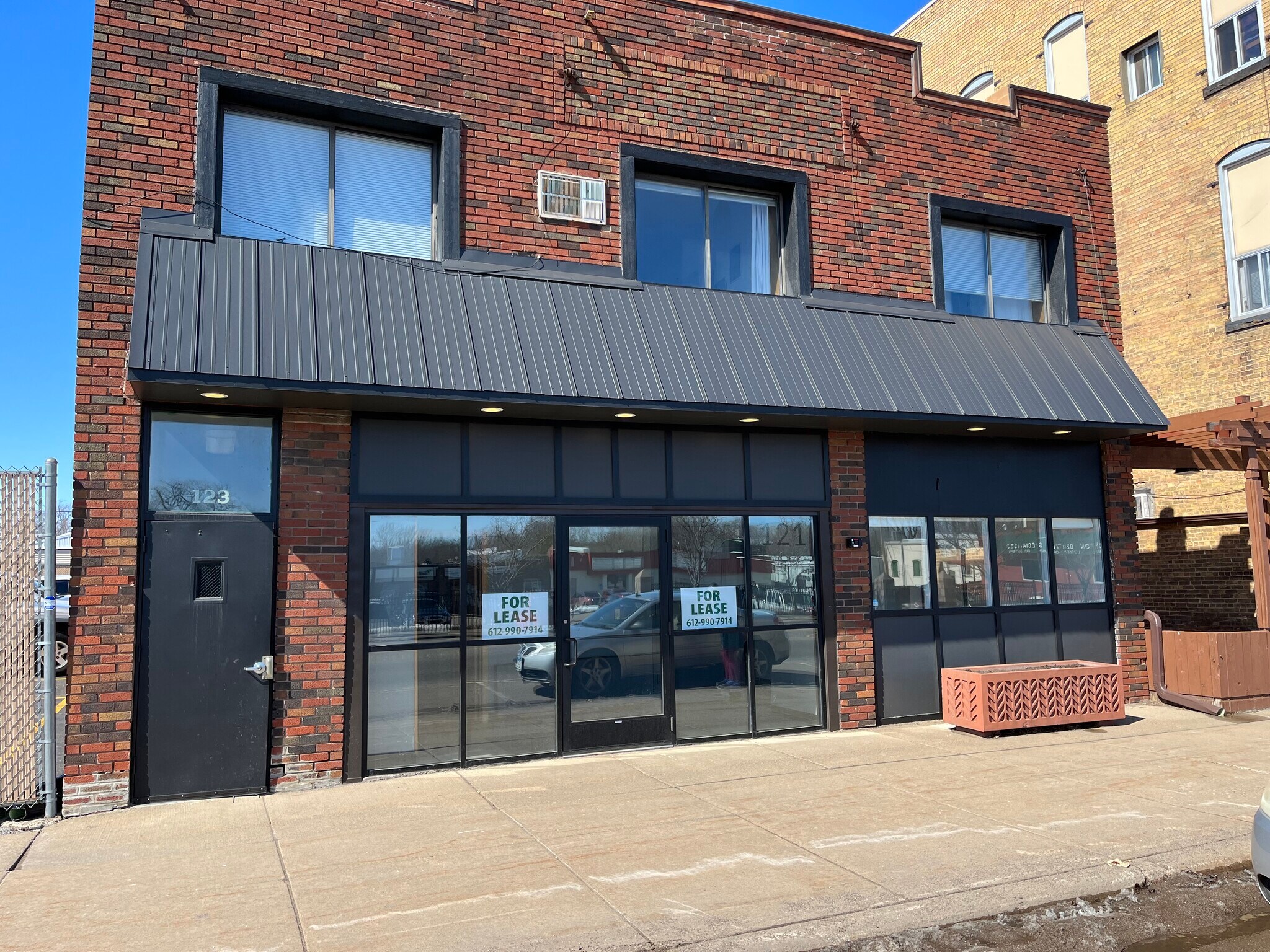 121123 S Rum River Dr Princeton, MN 55371 Retail Property for Lease