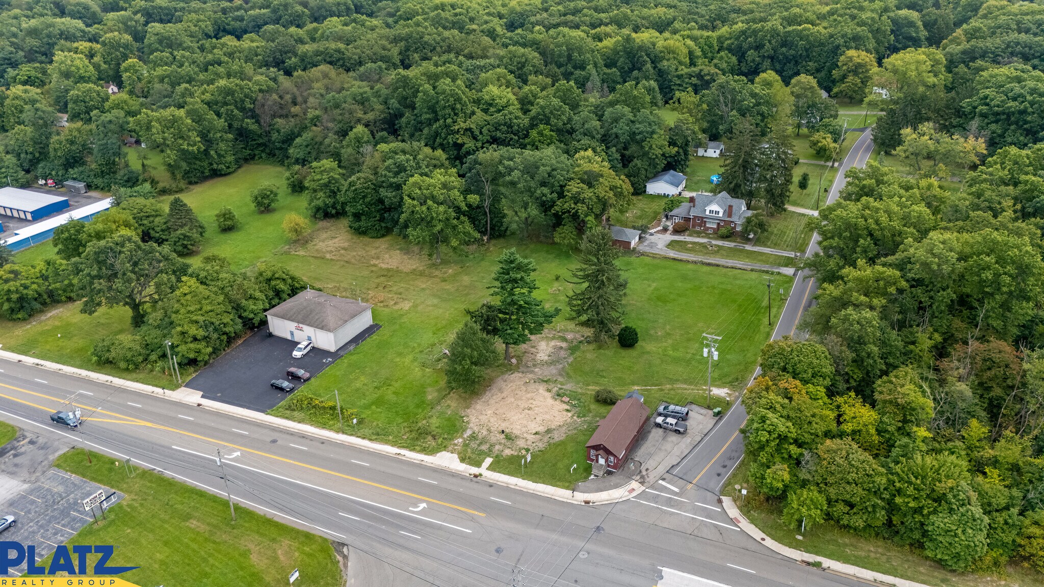 5498 W Webb Rd, Youngstown, OH for Sale