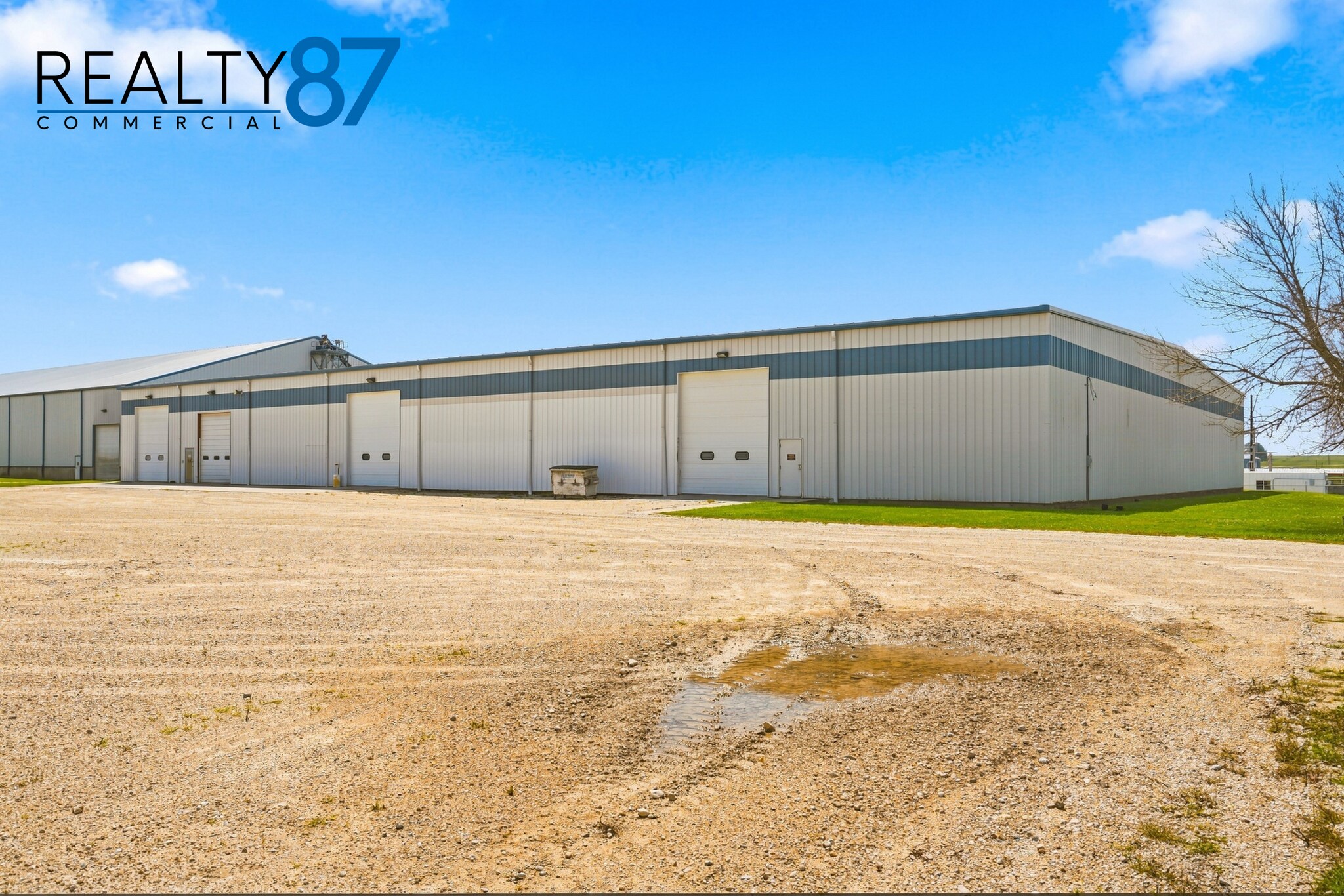 1004 Grant St, Manchester, IA for Sale