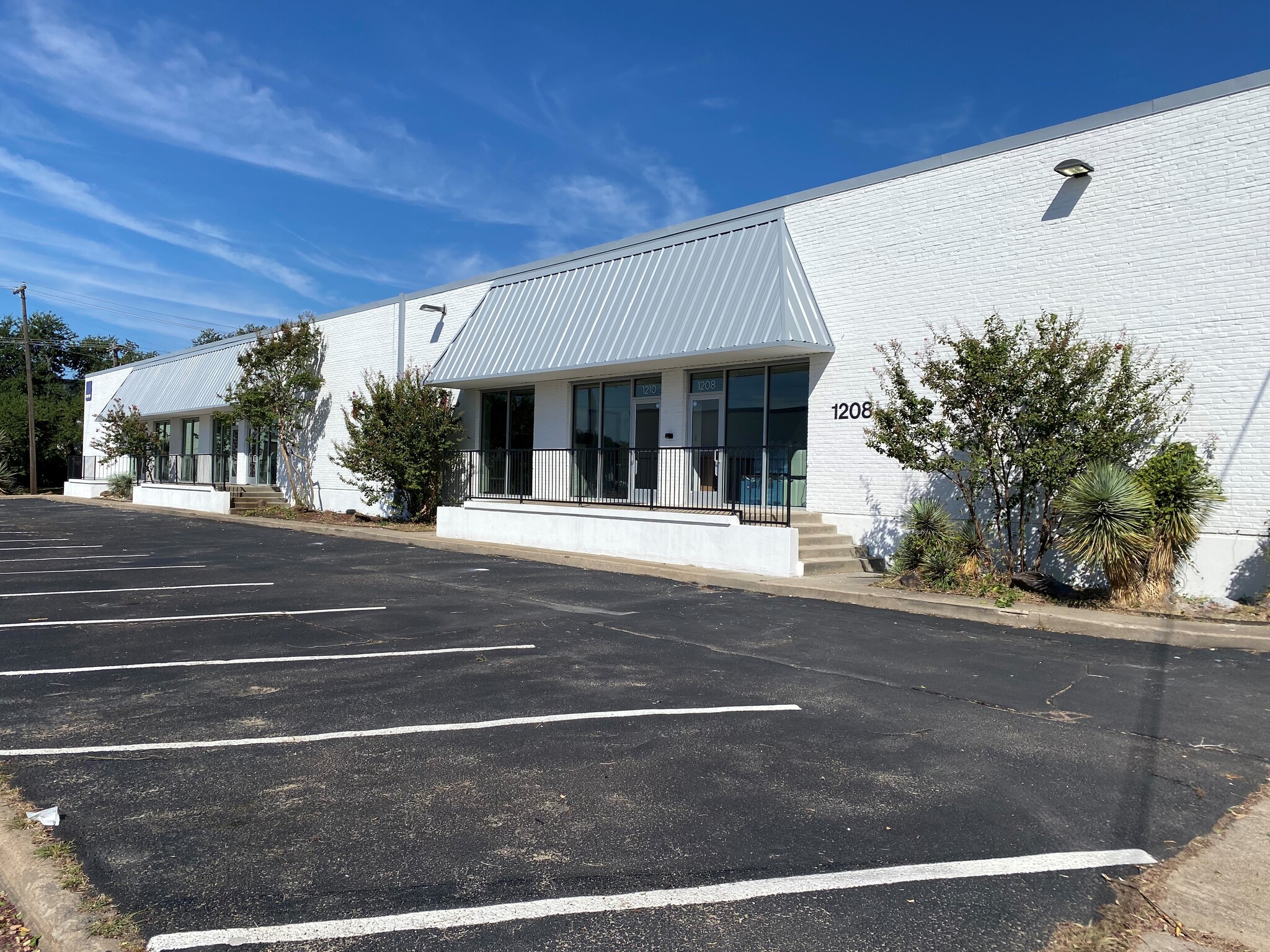 1208-1216 Tappan Cir, Carrollton, TX for Rent