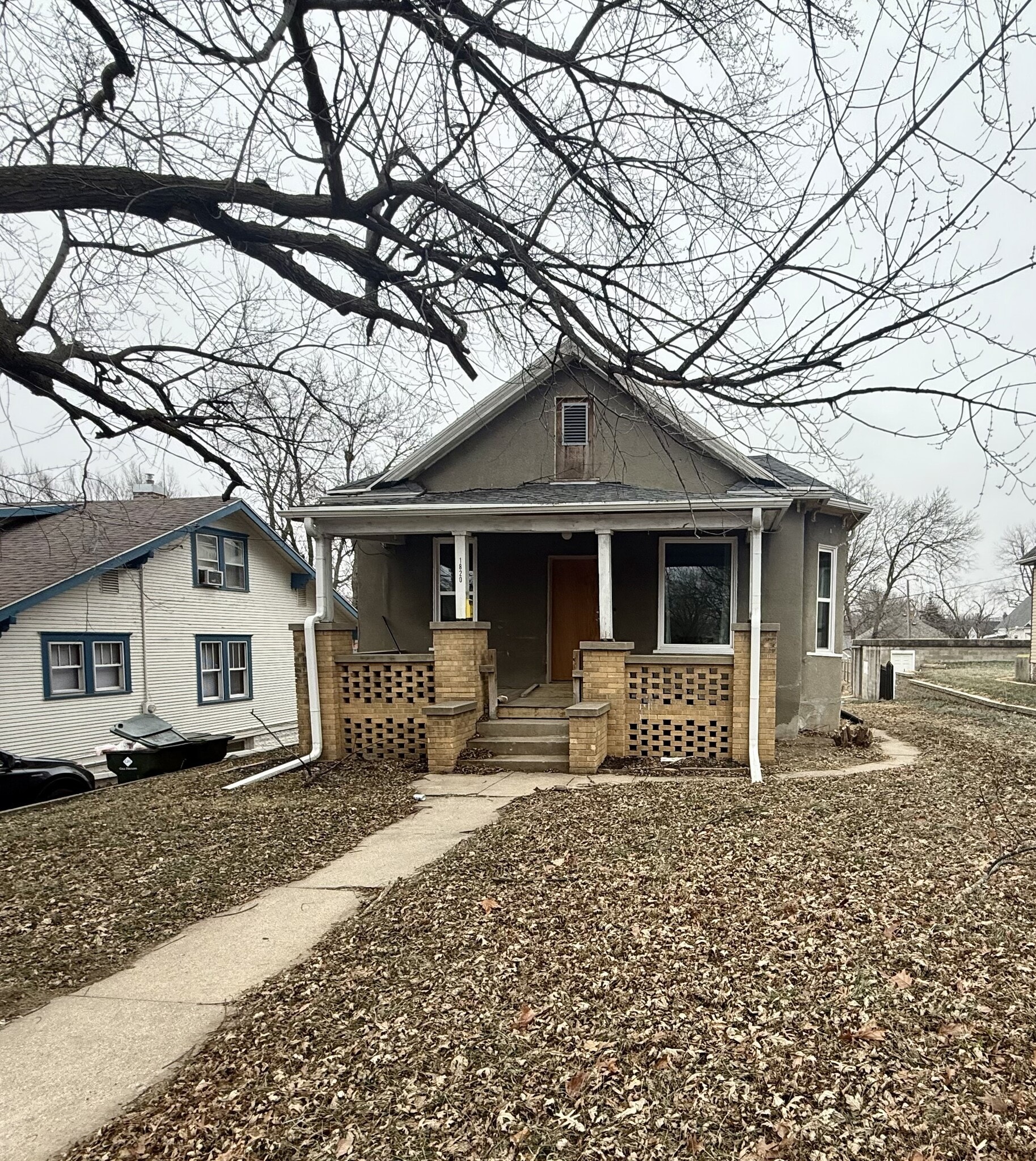 1820 S Nicollet St, Sioux City, IA for Sale