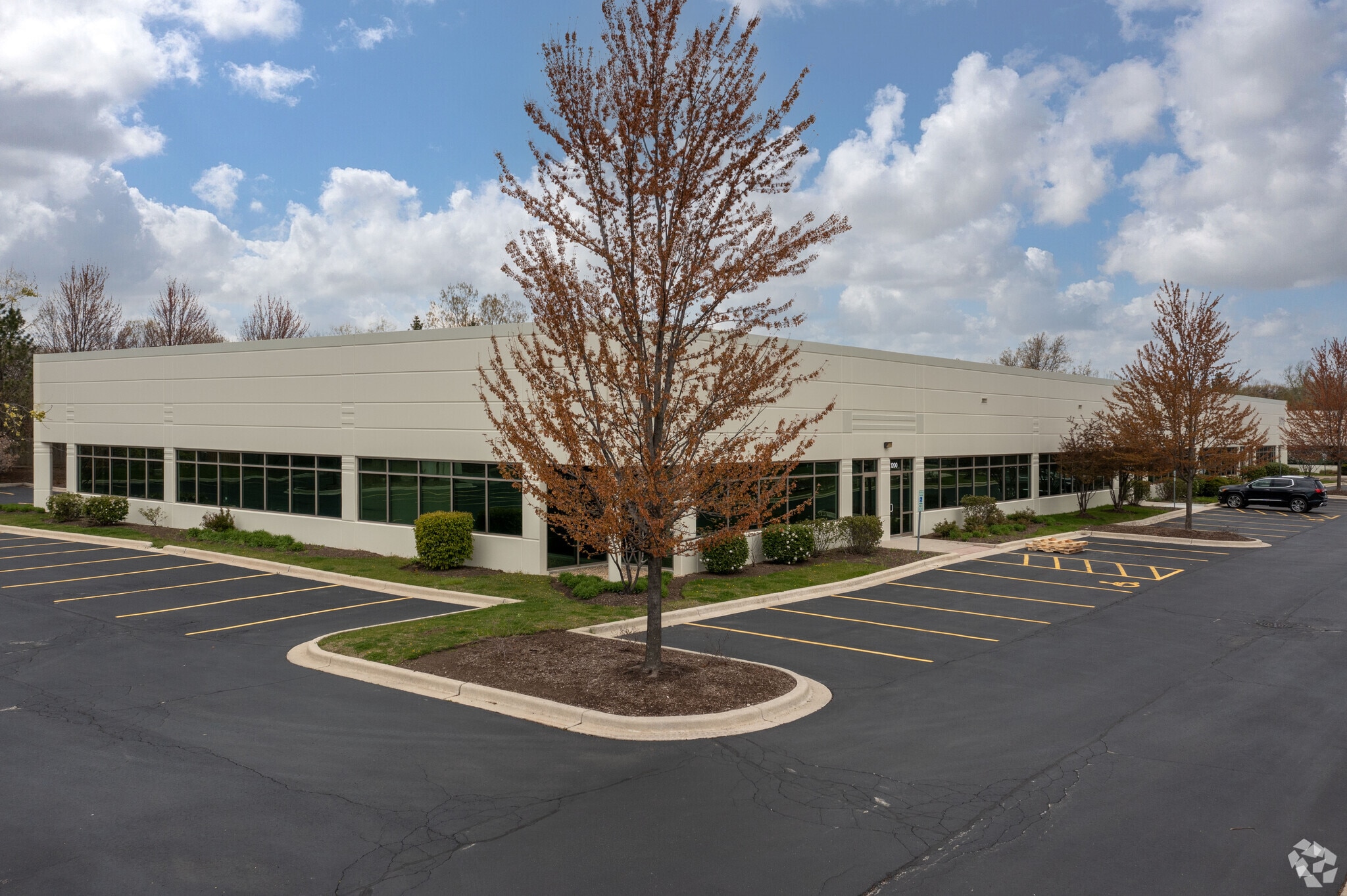 9018 Heritage Pky, Woodridge, IL for Rent