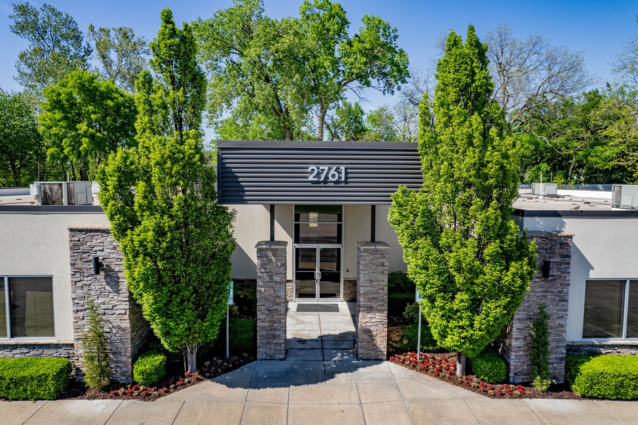 2761 E Skelly Dr, Tulsa, OK for Rent