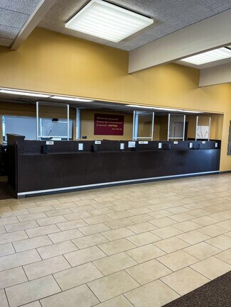 Winston-Salem, NC Retail - 2000 S Hawthorne Rd