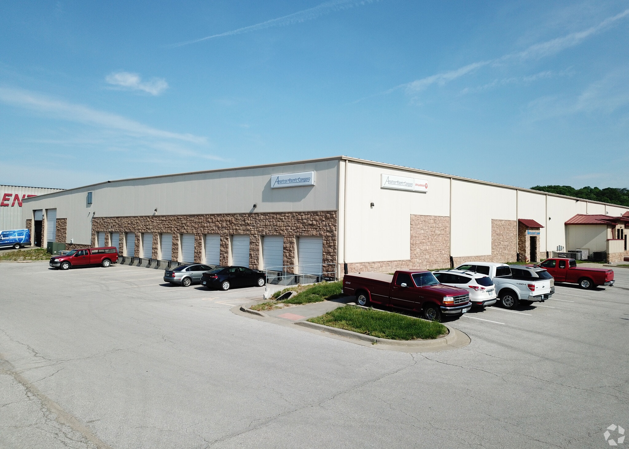 4380 NW Belgium Blvd, Riverside, MO for Rent