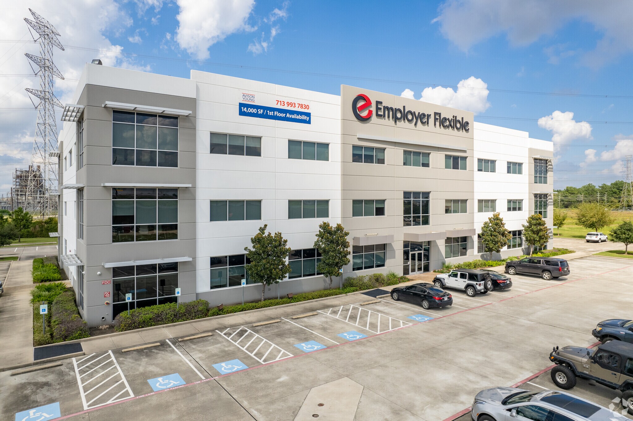 7102 N Sam Houston Pky W, Houston, TX for Sale