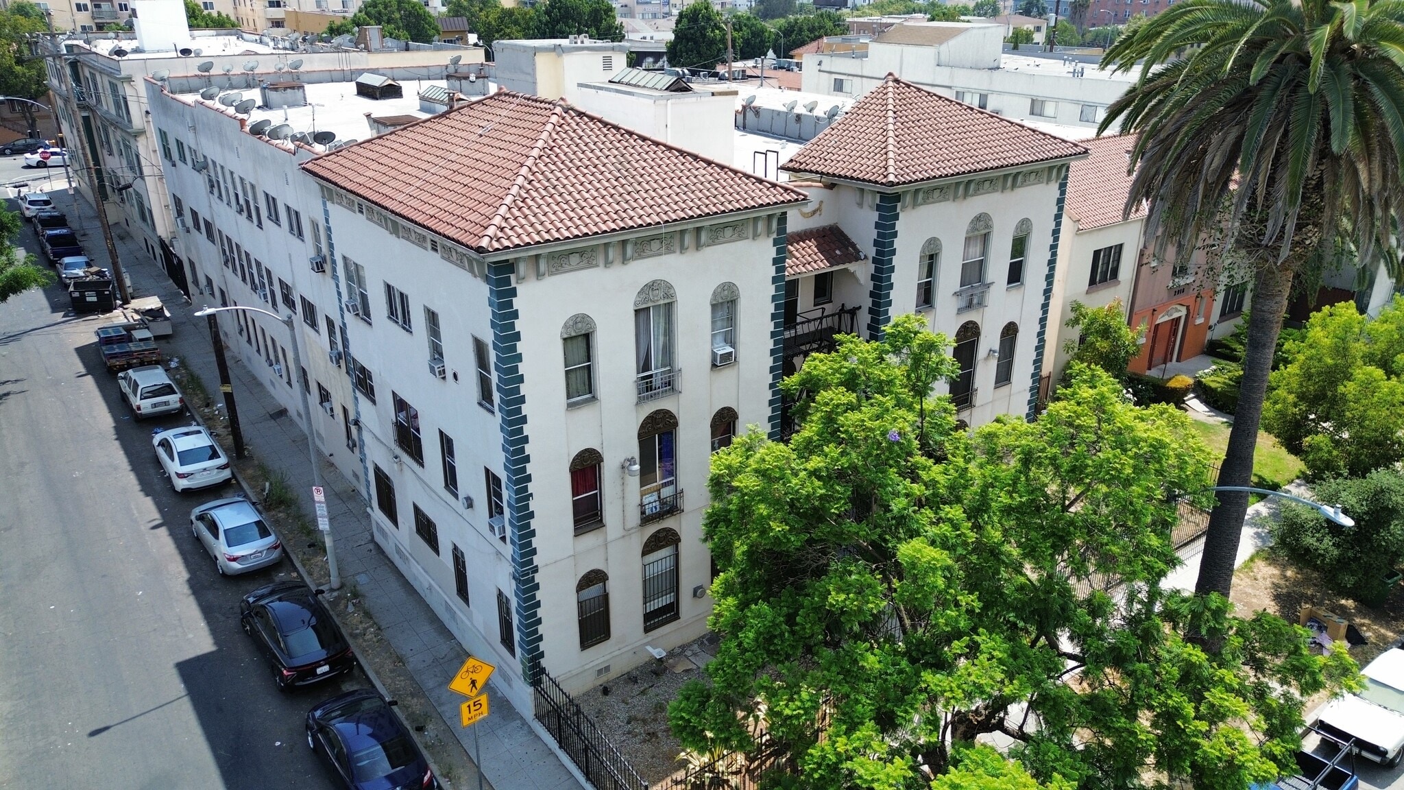 2910 Leeward Ave, Los Angeles, CA for Sale