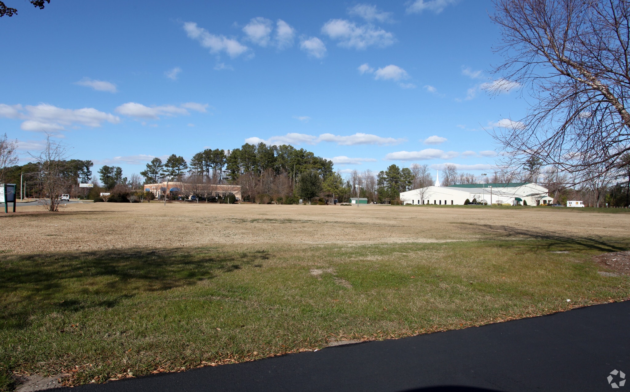 1219-1221 Parkway Dr, Goldsboro, NC for Sale