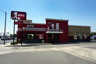 Lakewood, CA Fast Food - 4917 Bellflower Blvd