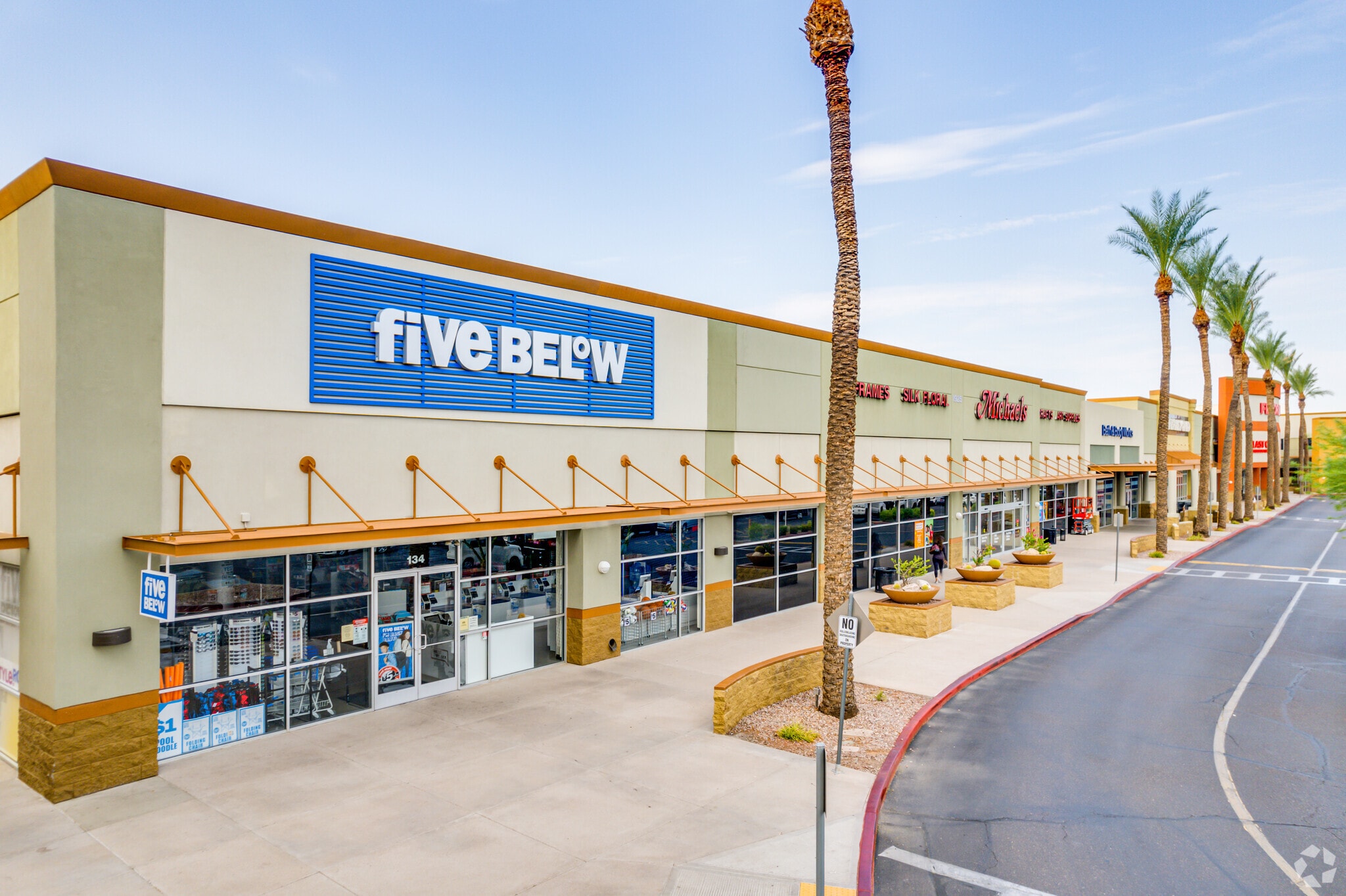 1949 E Camelback Rd, Phoenix, AZ for Rent