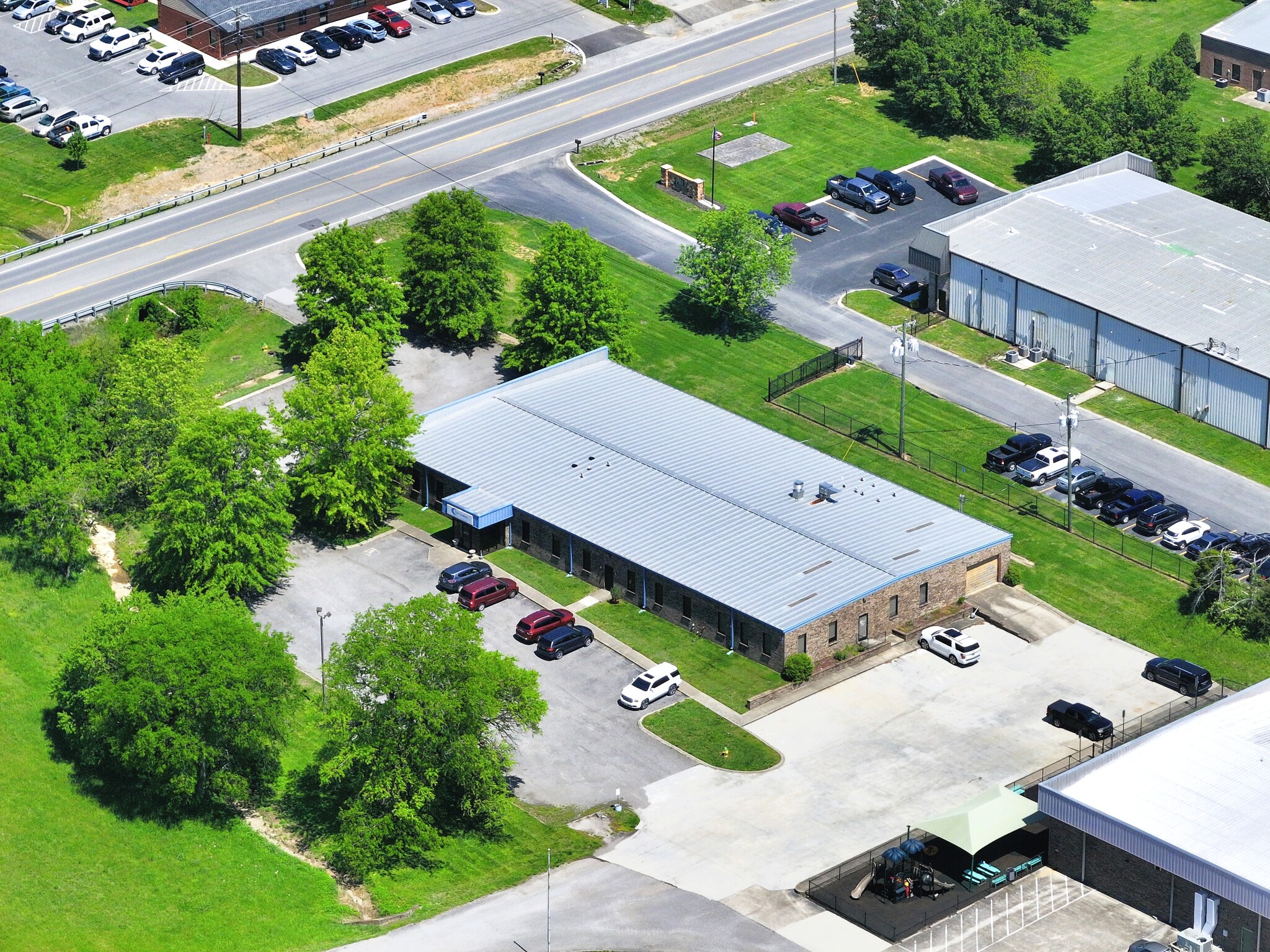 575 Airport Rd, Gallatin, TN for Sale