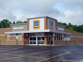 Lenoir City, TN Supermarket - 725 Highway 321 N