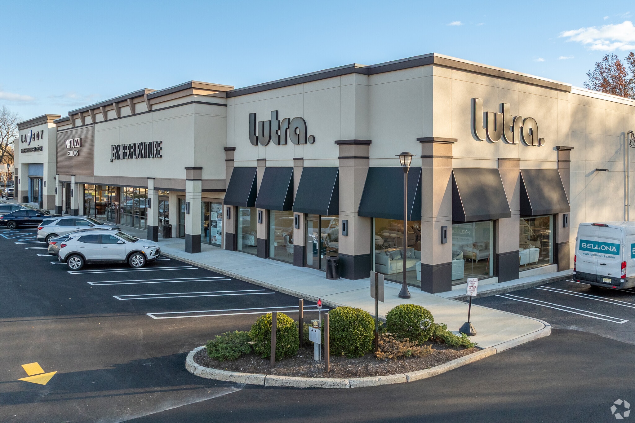 332 E State Route 4, Paramus, NJ for Rent