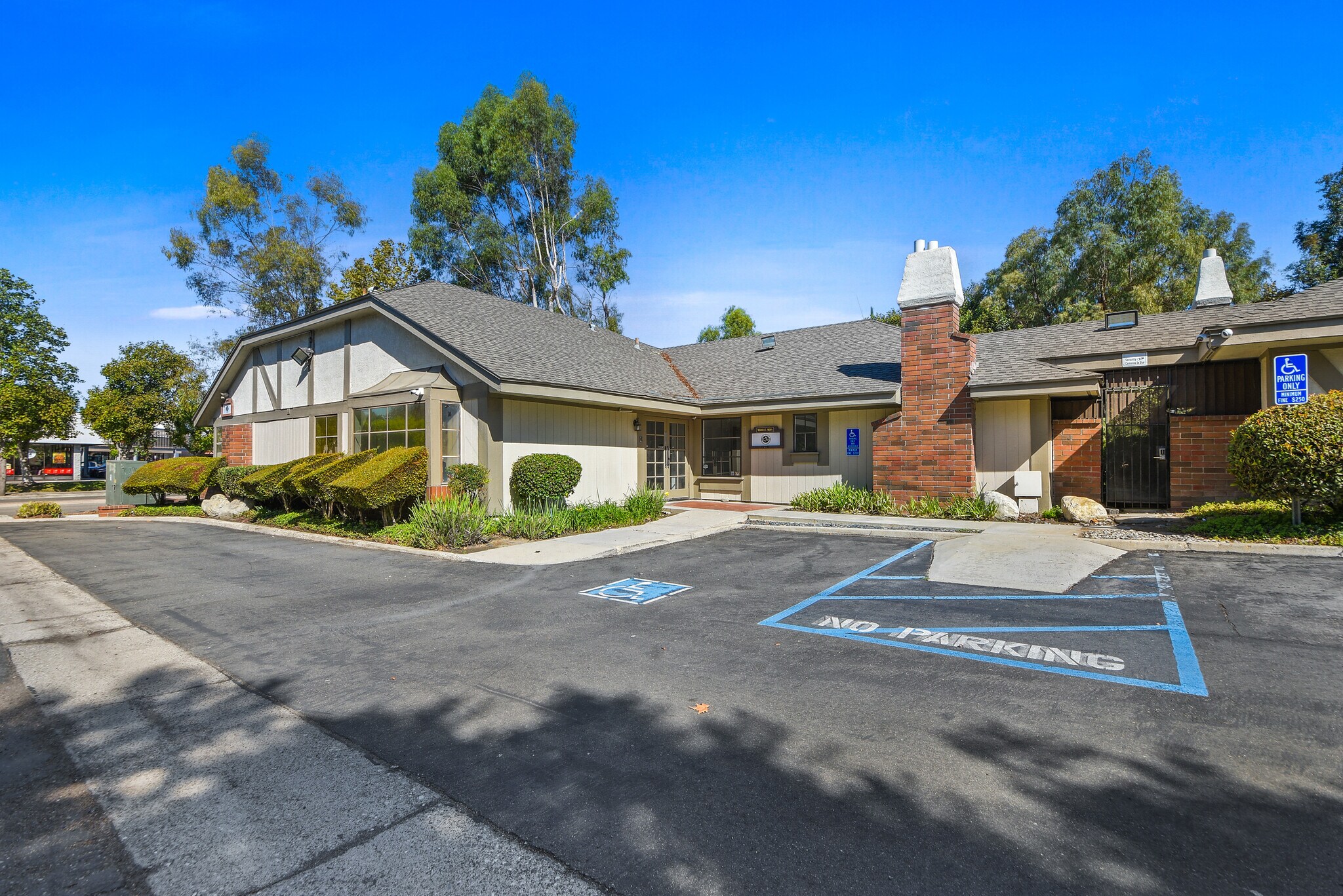 1810 E 16th St, Santa Ana, CA for Rent